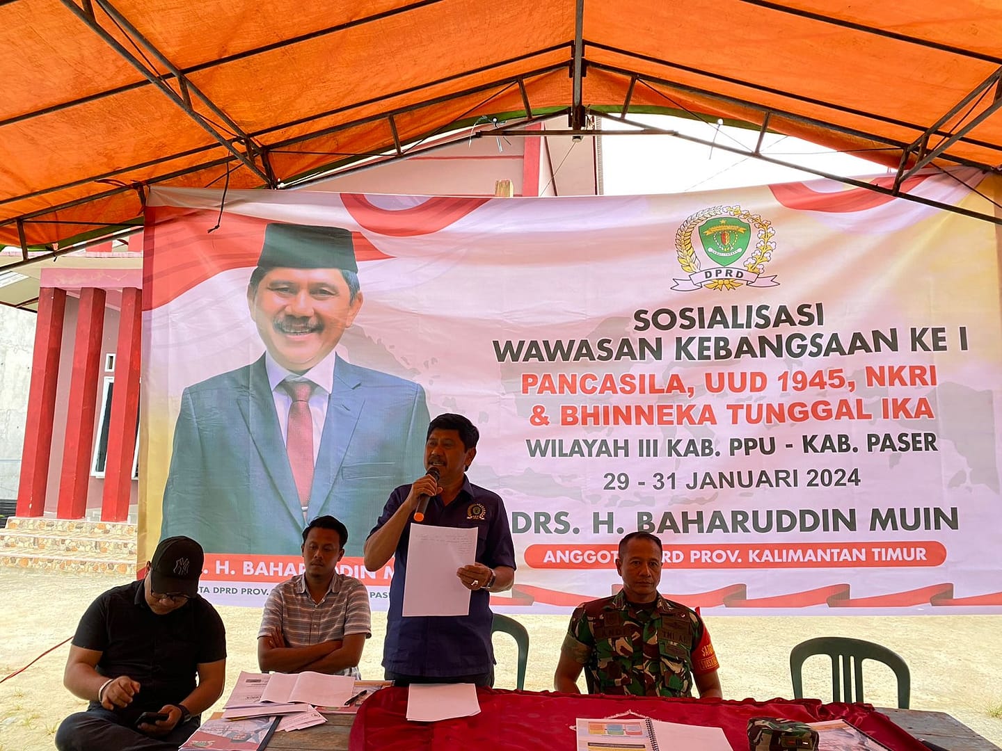 Lakukan Sosbang Baharuddin Muin Ajak Masyarakat Sepaku Sukseskan Pemilu 2024