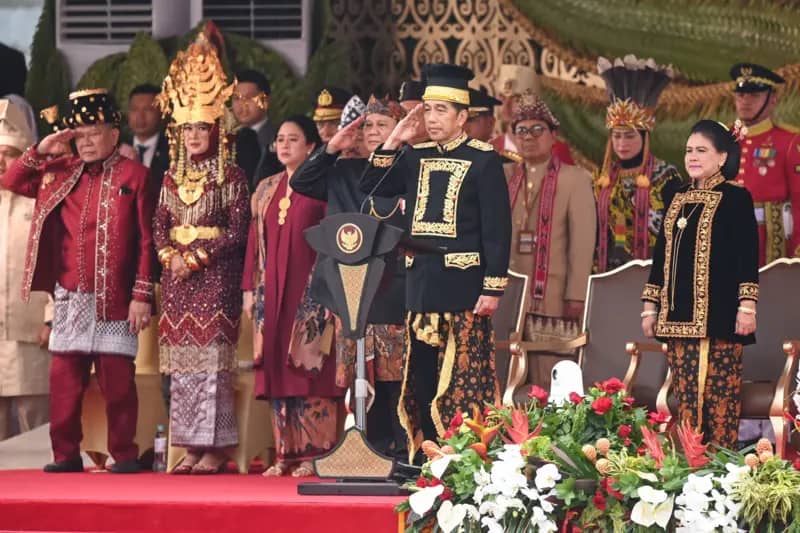 Prabowo Dampingi Jokowi Saat Upacara HUT Ke-79 RI di IKN